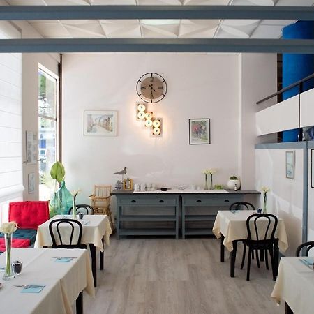 Hotel Aunis-Saintonge Royan Bagian luar foto