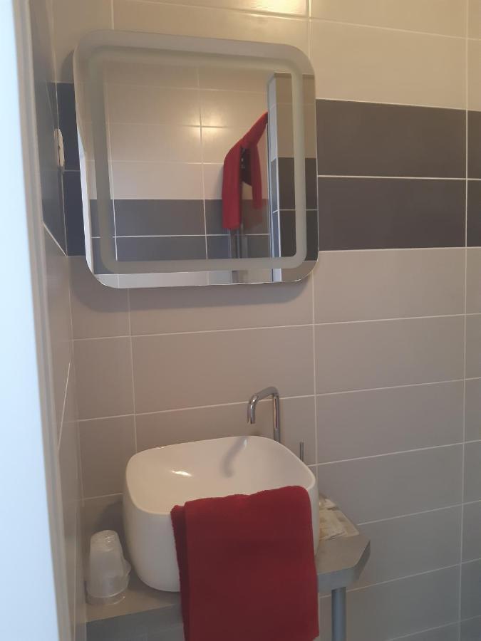 Hotel Aunis-Saintonge Royan Bagian luar foto