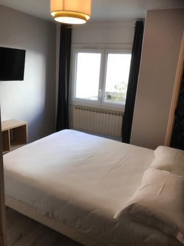 Hotel Aunis-Saintonge Royan Bagian luar foto