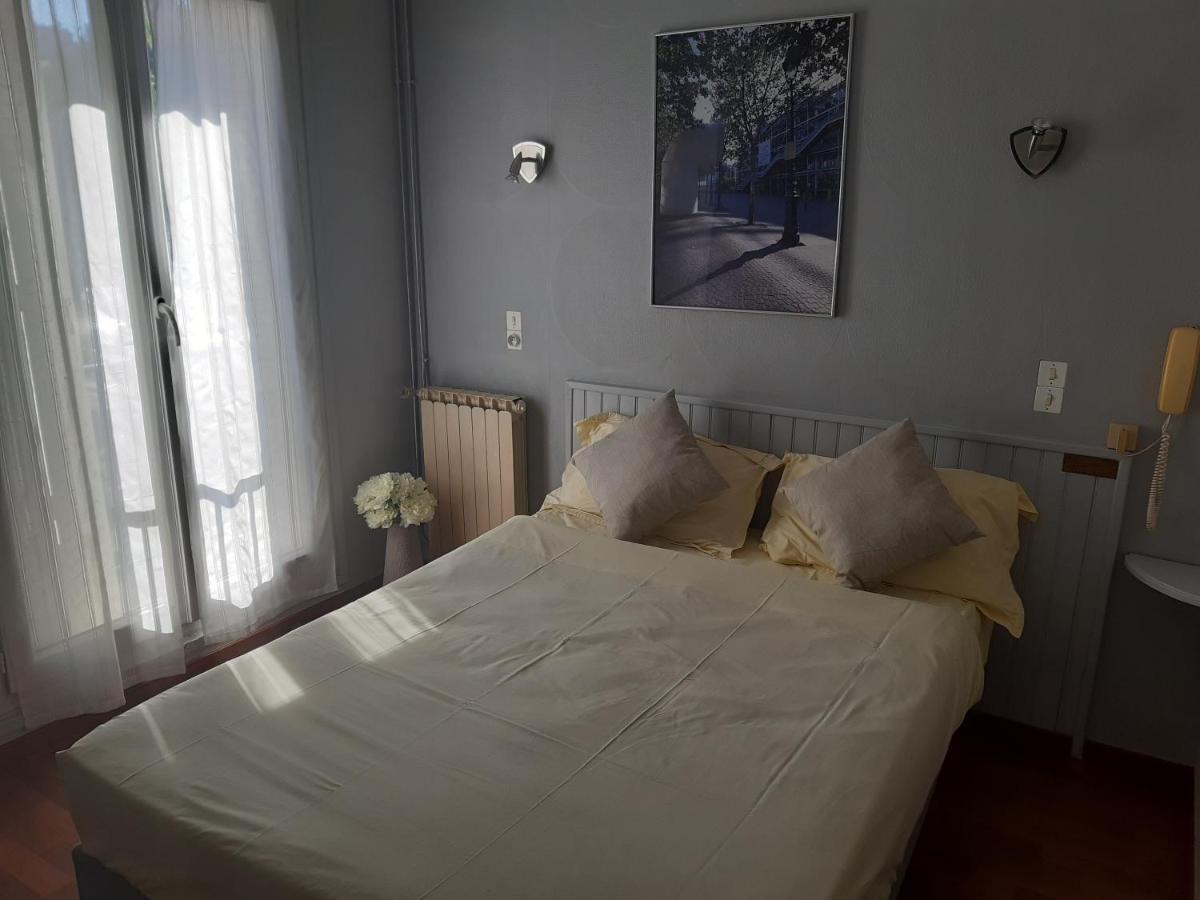 Hotel Aunis-Saintonge Royan Bagian luar foto